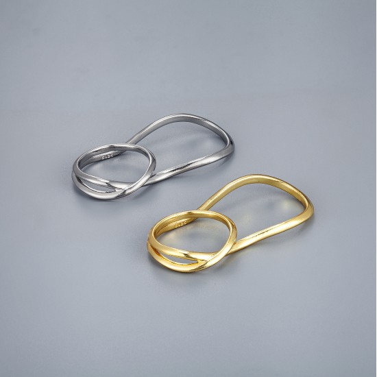 This exaggerated geometric ring from Europe and America features a gold and silver glossy double-ring ring with an opening design that can be adjusted in an ins style This exaggerated geometric ring from Europe and America features a gold and silver glossy double-ring ring with an opening design that can be adjusted in an ins style