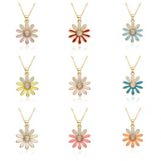 This is a fashionable and timeless necklace with a light luxury and delicate Daisy flower Settings. It is a versatile and trendy collarbone chain for female Internet celebrities This is a fashionable and timeless necklace with a light luxury and delicate Daisy flower Settings. It is a versatile and trendy collarbone chain for female Internet celebrities