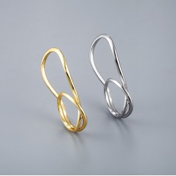 This exaggerated geometric ring from Europe and America features a gold and silver glossy double-ring ring with an opening design that can be adjusted in an ins style