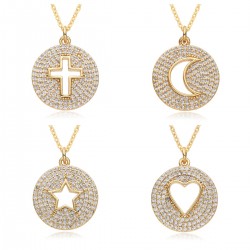 This simple and ins-style necklace from Europe and America does not fade and is versatile for women. It exudes a sense of high-end style. It is simple and niche, with slightly set zircon and hollowed-out heart shapes