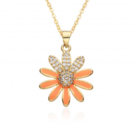 This is a fashionable and timeless necklace with a light luxury and delicate Daisy flower Settings. It is a versatile and trendy collarbone chain for female Internet celebrities This is a fashionable and timeless necklace with a light luxury and delicate Daisy flower Settings. It is a versatile and trendy collarbone chain for female Internet celebrities