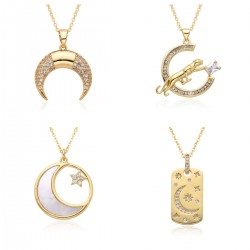 Instagram cross-border new personalized crescent-shaped necklaces for men and women in stock. Simple copper gold-plated zirconium-encrusted sweater chain, versatile