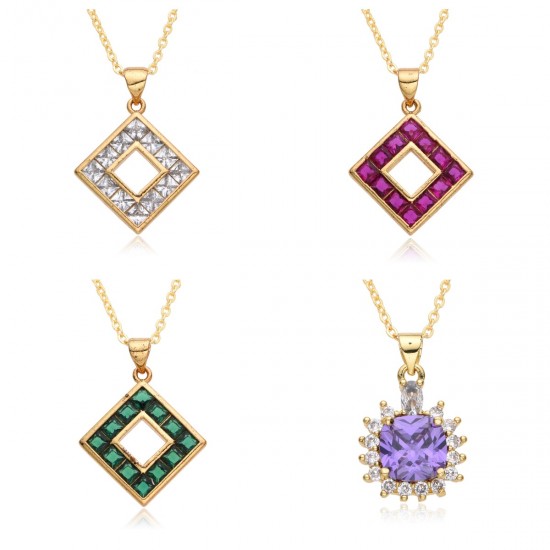 This retro square, hollowed-out green, slightly set zircon copper gold-plated necklace from Japan and South Korea is a trendy and versatile collarbone chain This retro square, hollowed-out green, slightly set zircon copper gold-plated necklace from Japan and South Korea is a trendy and versatile collarbone chain