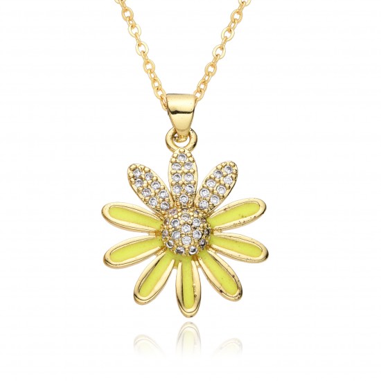 This is a fashionable and timeless necklace with a light luxury and delicate Daisy flower Settings. It is a versatile and trendy collarbone chain for female Internet celebrities This is a fashionable and timeless necklace with a light luxury and delicate Daisy flower Settings. It is a versatile and trendy collarbone chain for female Internet celebrities