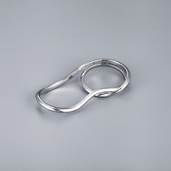 This exaggerated geometric ring from Europe and America features a gold and silver glossy double-ring ring with an opening design that can be adjusted in an ins style This exaggerated geometric ring from Europe and America features a gold and silver glossy double-ring ring with an opening design that can be adjusted in an ins style